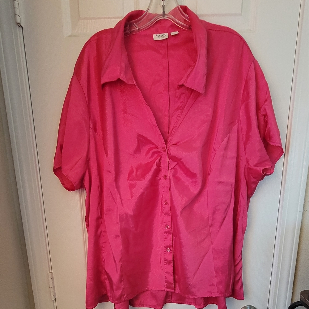 Cato Woman Plus Size 26/28W Blouse Shirt Short Sleeve Color Hot Pink Used - Picture 1 of 10